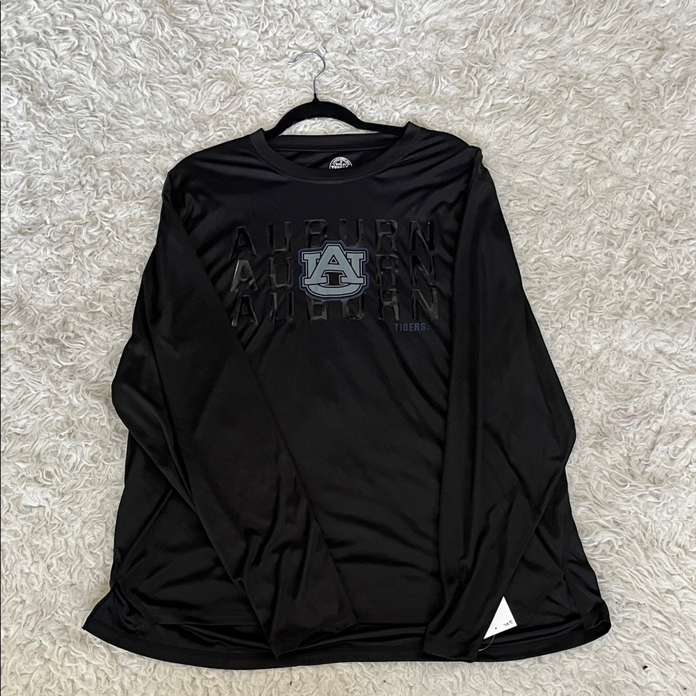 Men’s long sleeve drifit shirt